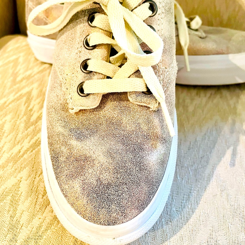 Women’s Metallic Galaxy Vans Size 7